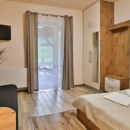 Ubytování v soukromí Rajski Zakatek