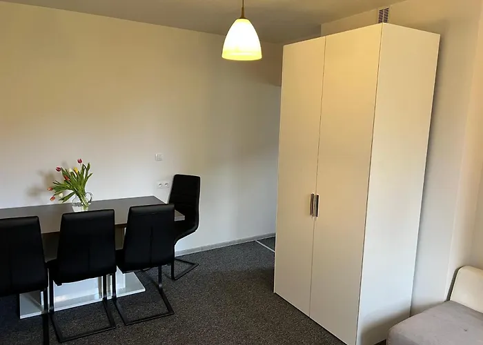 Rajski Zakatek בית אירוח אוסטראון